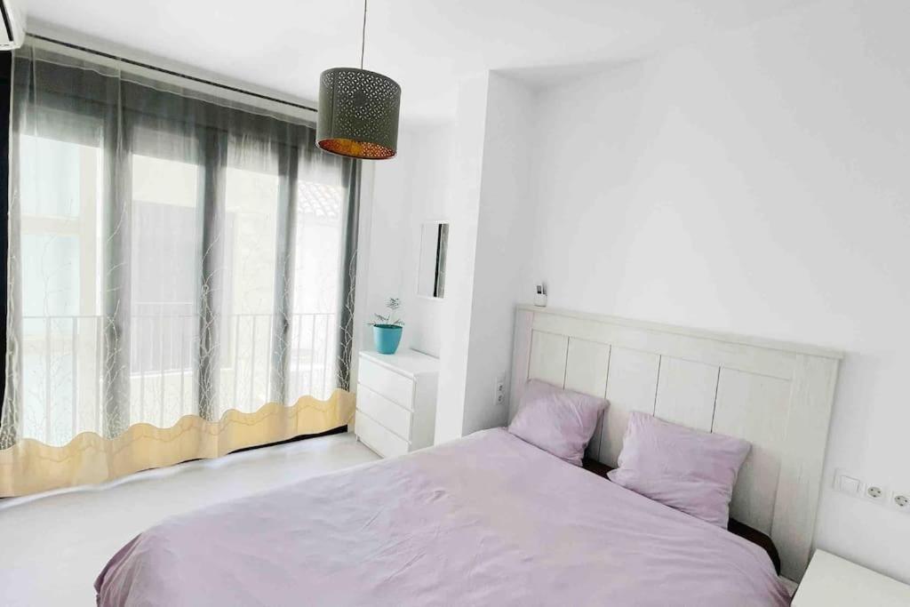 2 Bedroom Next To Plaza De La Merced Appartamento